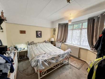 Hurn Road, Christchurch, Image 6