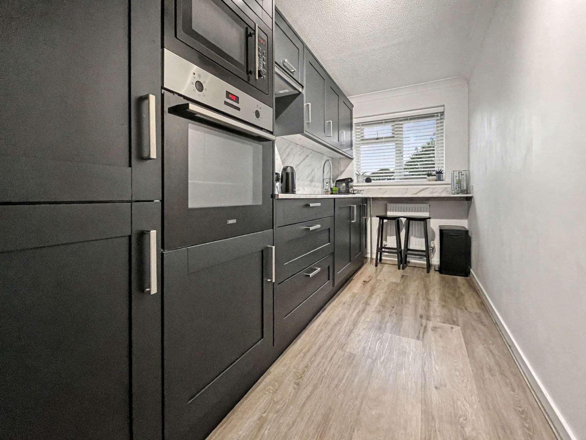 Throop, Bournemouth * Modern Retreat*, Image 1