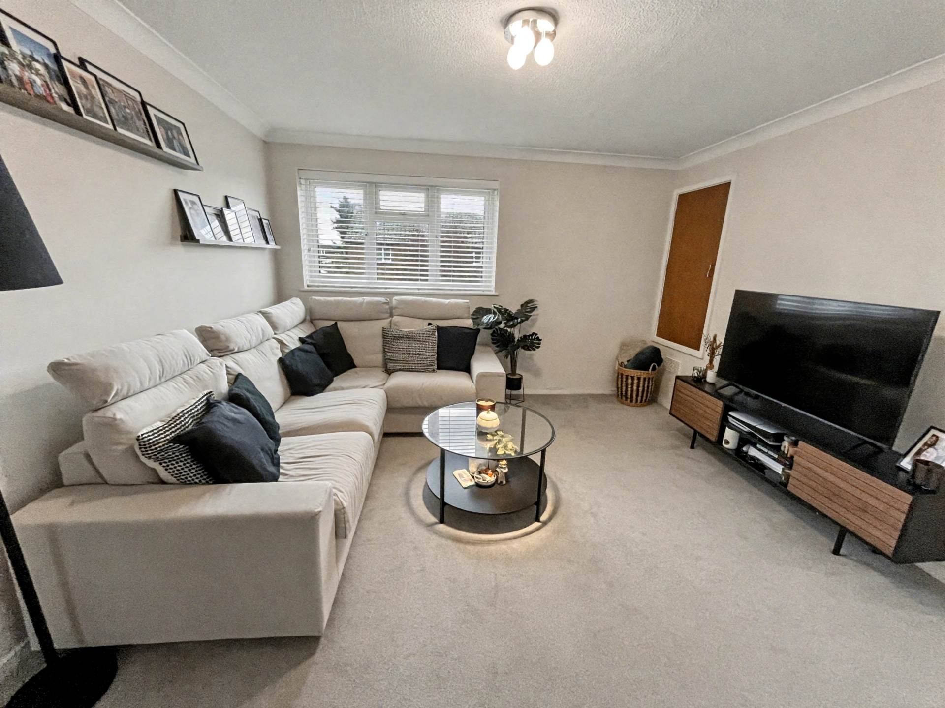 Throop, Bournemouth * Modern Retreat*, Image 8