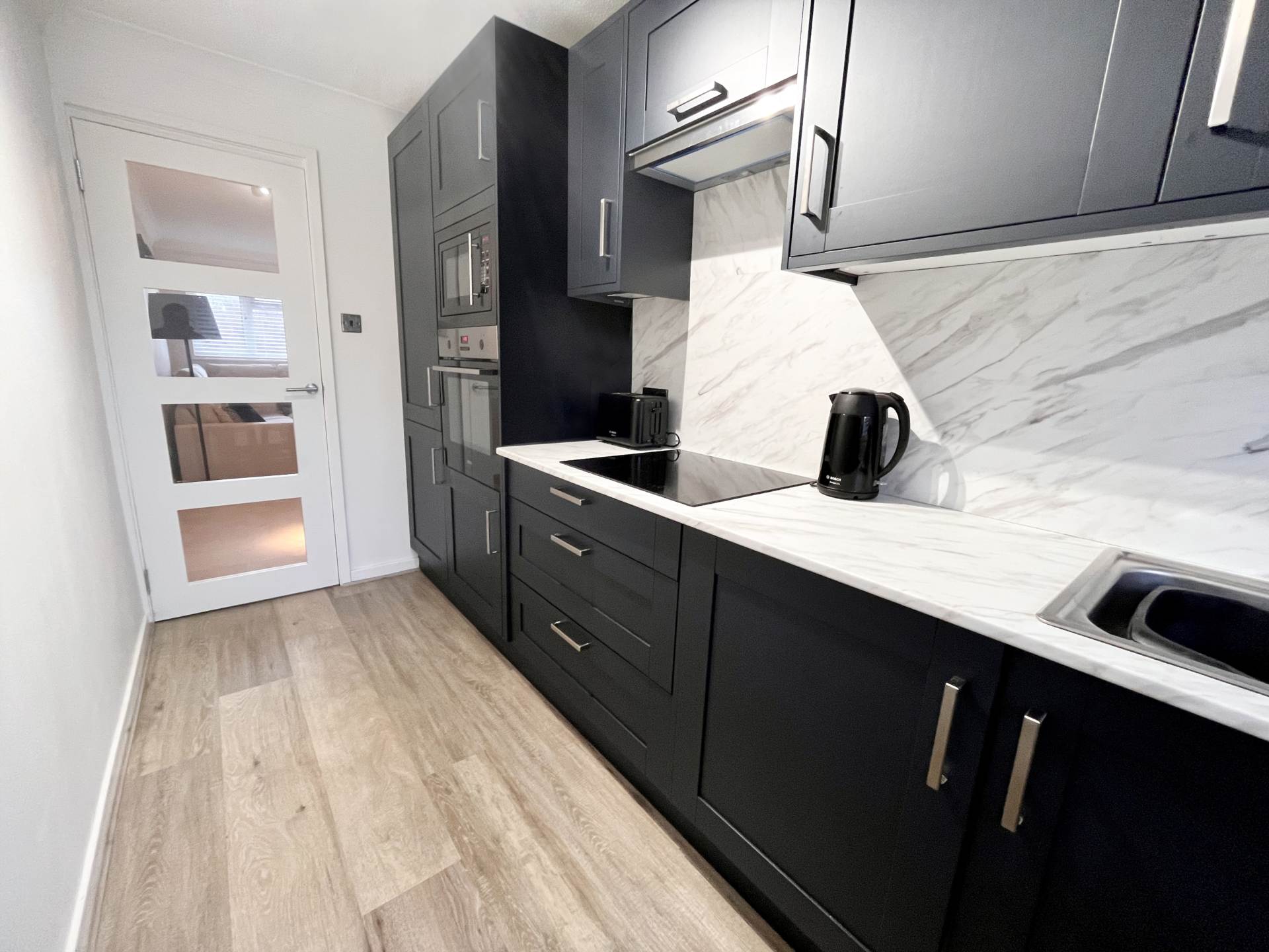 Throop, Bournemouth * Modern Retreat*, Image 9