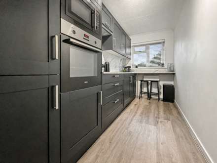 Throop, Bournemouth * Modern Retreat*, Image 1