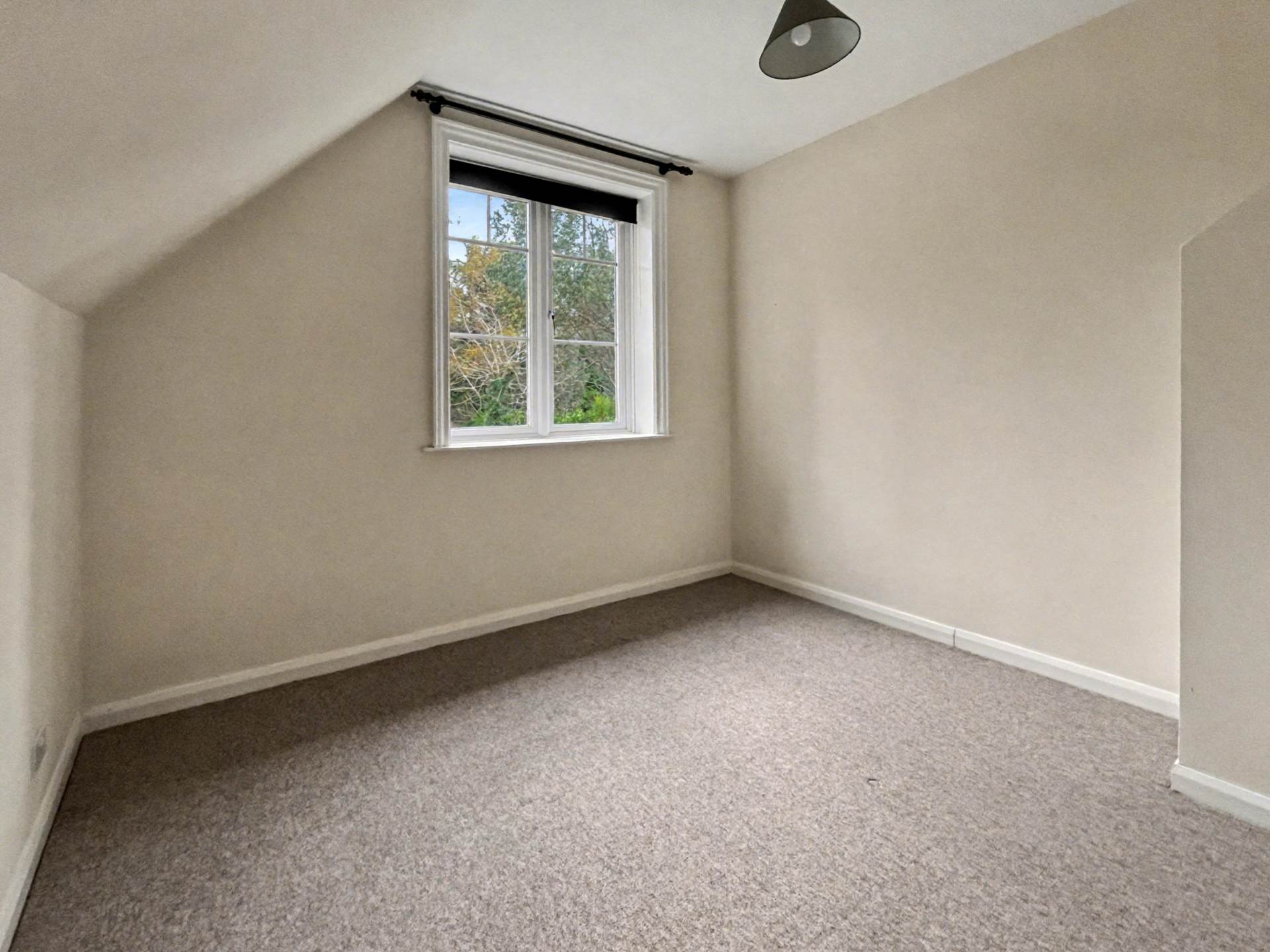 Meyrick Park Crescent, Bournemouth, Image 12