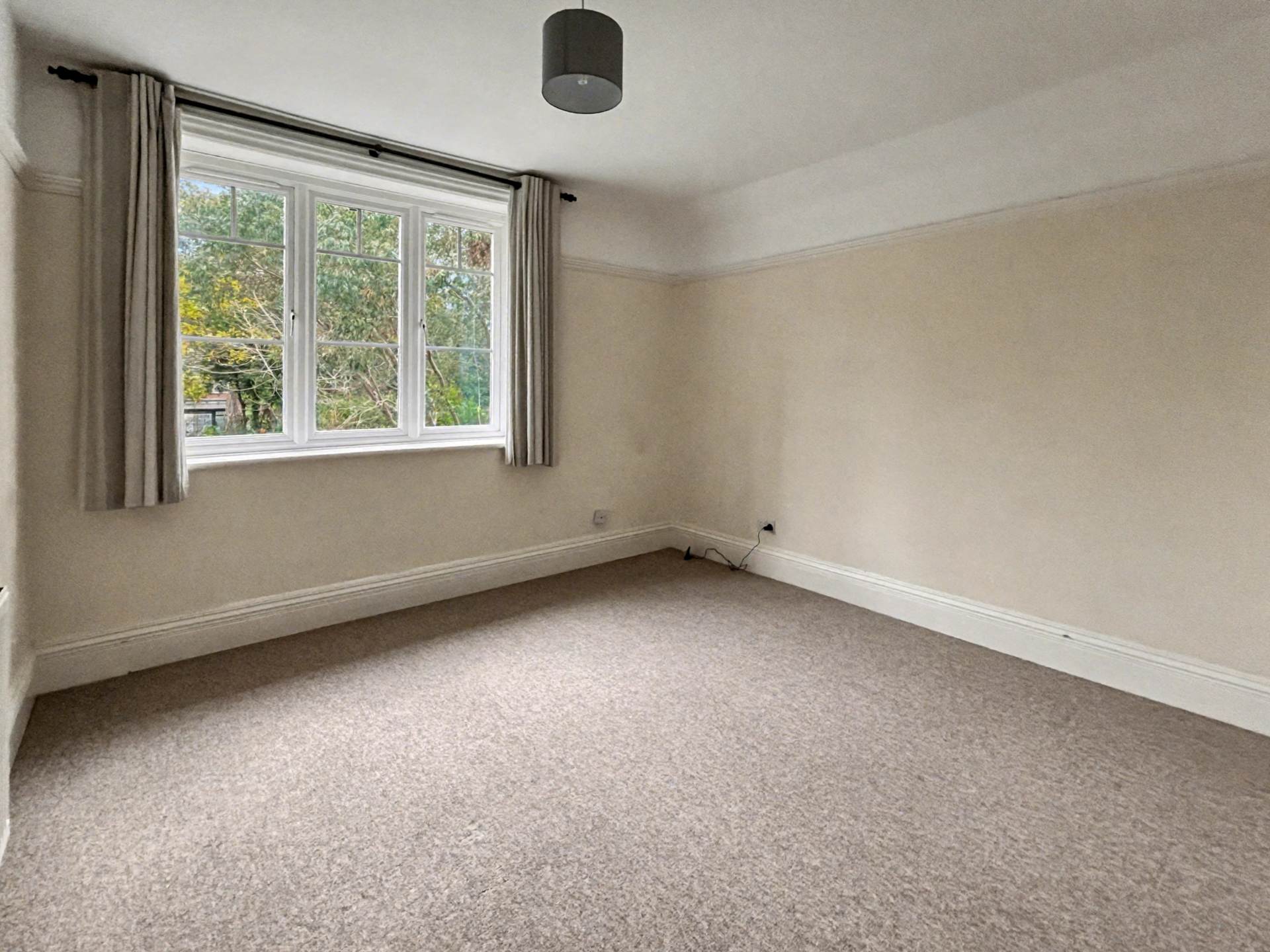 Meyrick Park Crescent, Bournemouth, Image 2