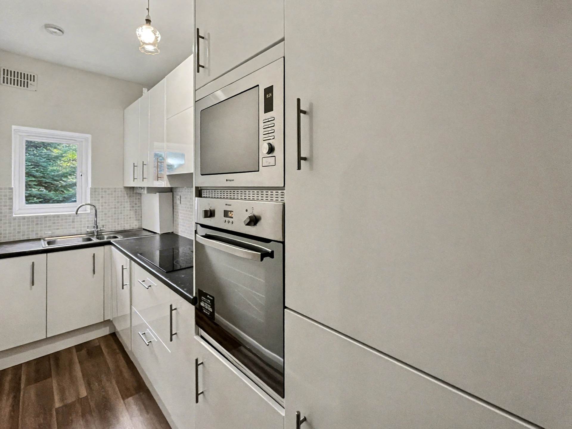 Meyrick Park Crescent, Bournemouth, Image 3