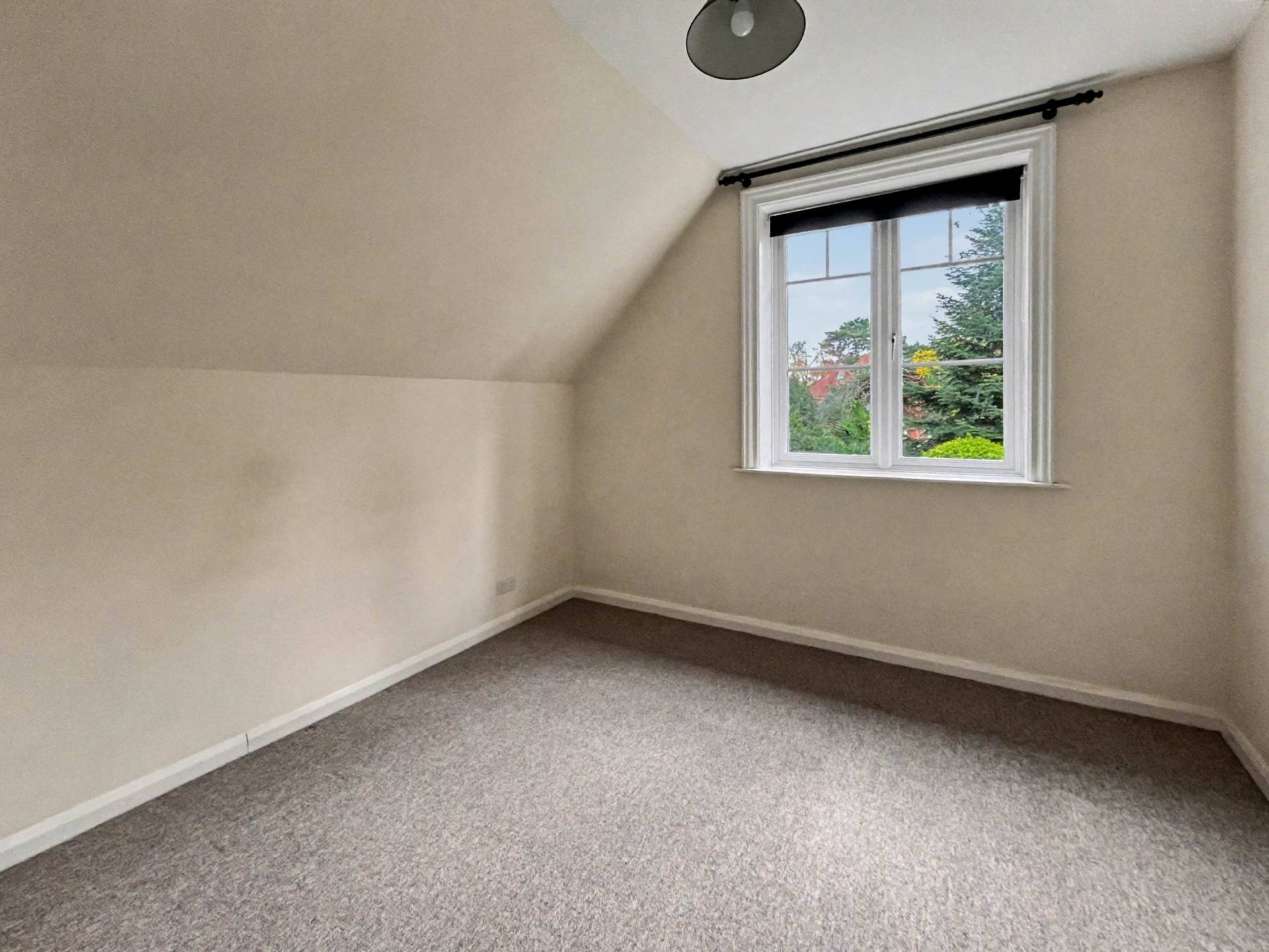 Meyrick Park Crescent, Bournemouth, Image 4