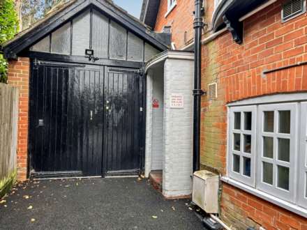 Meyrick Park Crescent, Bournemouth, Image 8