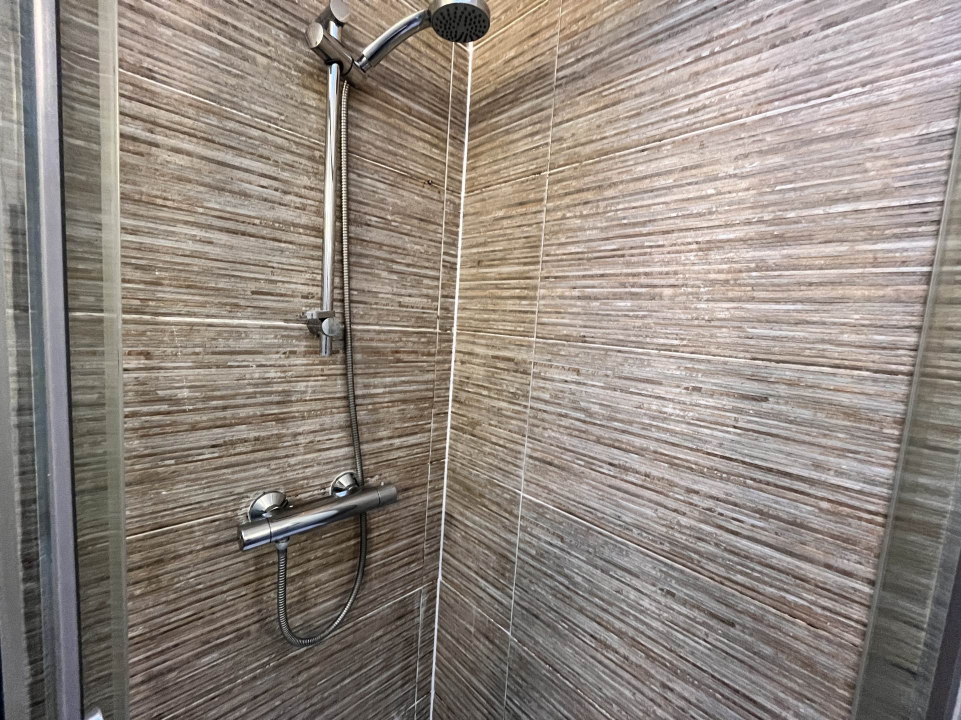 Central Bournemouth * Close To Pleasure Gardens*, Image 13