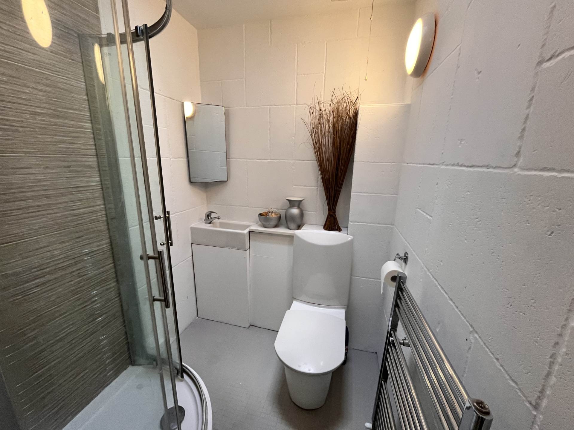 Central Bournemouth * Close To Pleasure Gardens*, Image 6