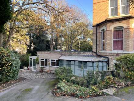 Central Bournemouth * Close To Pleasure Gardens*