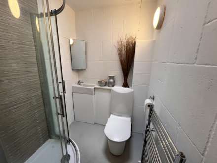 Central Bournemouth * Close To Pleasure Gardens*, Image 6