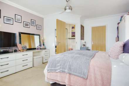 Queens Park South Drive, Bournemouth, Image 18