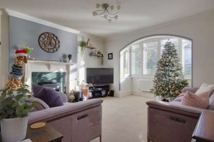 Queens Park South Drive, Bournemouth, Image 2