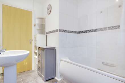 Queens Park South Drive, Bournemouth, Image 20