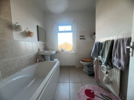 Winton, Bournemouth* 5 Bedroom Student House * £127pp*, Image 10