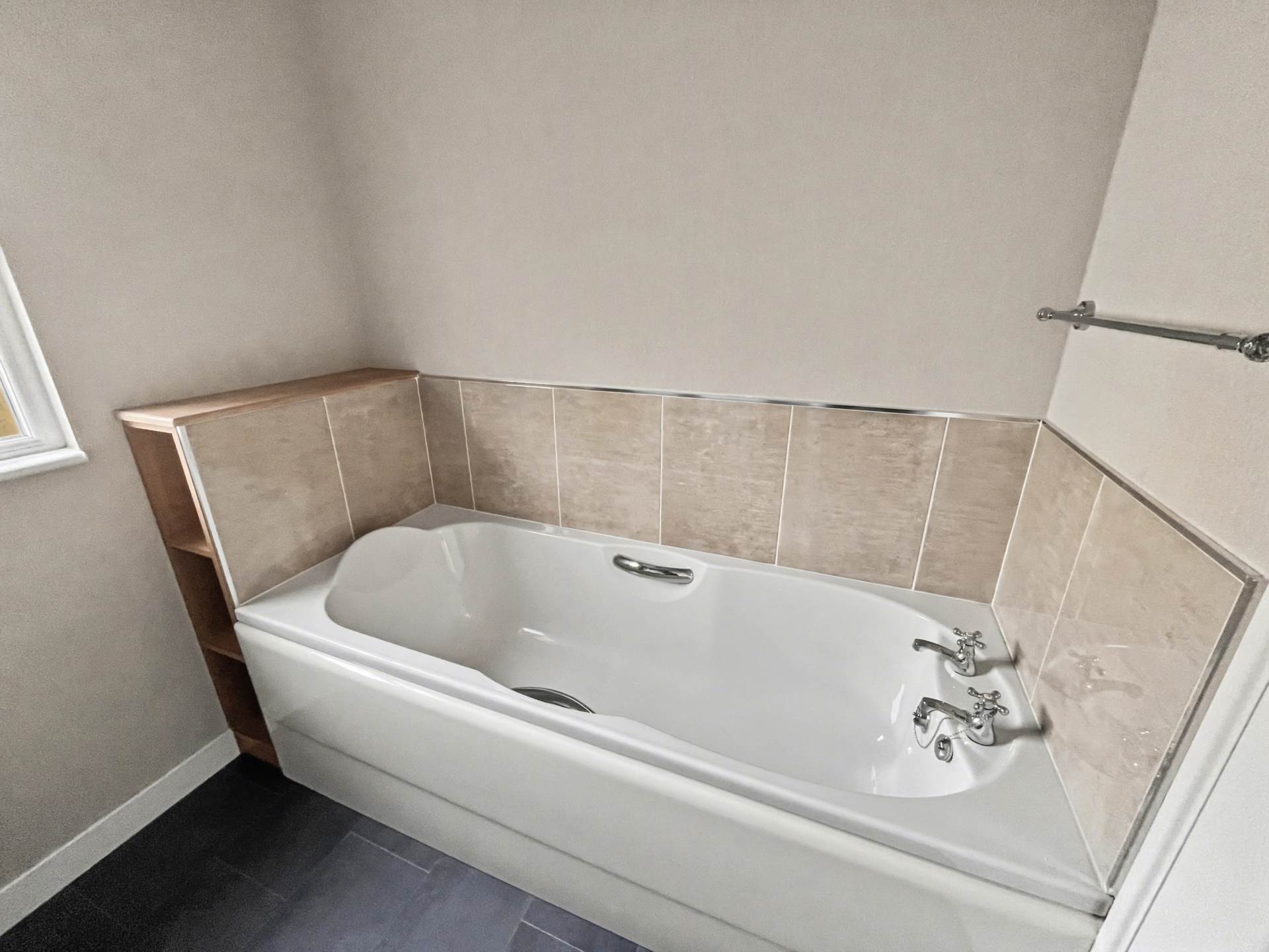 New Road, Bournemouth * Park Home*, Image 7