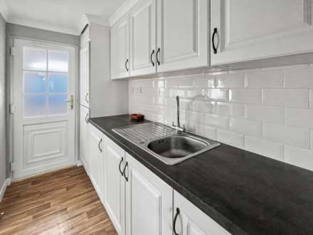 New Road, Bournemouth * Park Home*, Image 11