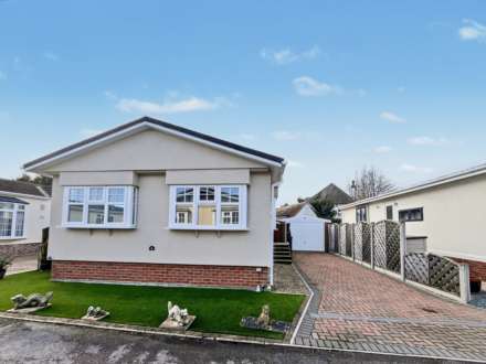 New Road, Bournemouth * Park Home*, Image 8