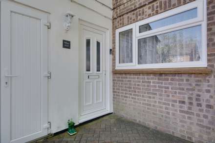 Throop, Bournemouth * Superb Garden Flat*, Image 12