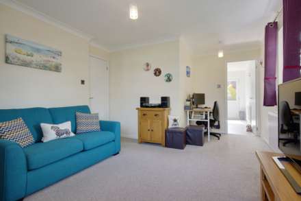 Throop, Bournemouth * Superb Garden Flat*, Image 15