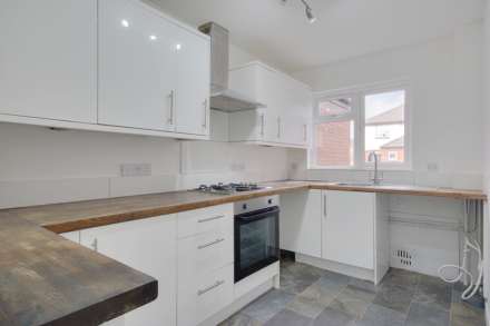 Christchurch/Purewell * Family Home*, Image 3