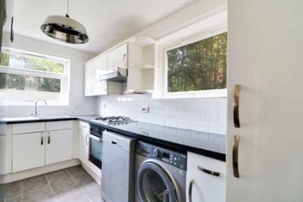 Dean Park Road, Dean Park* Available now*, Image 5