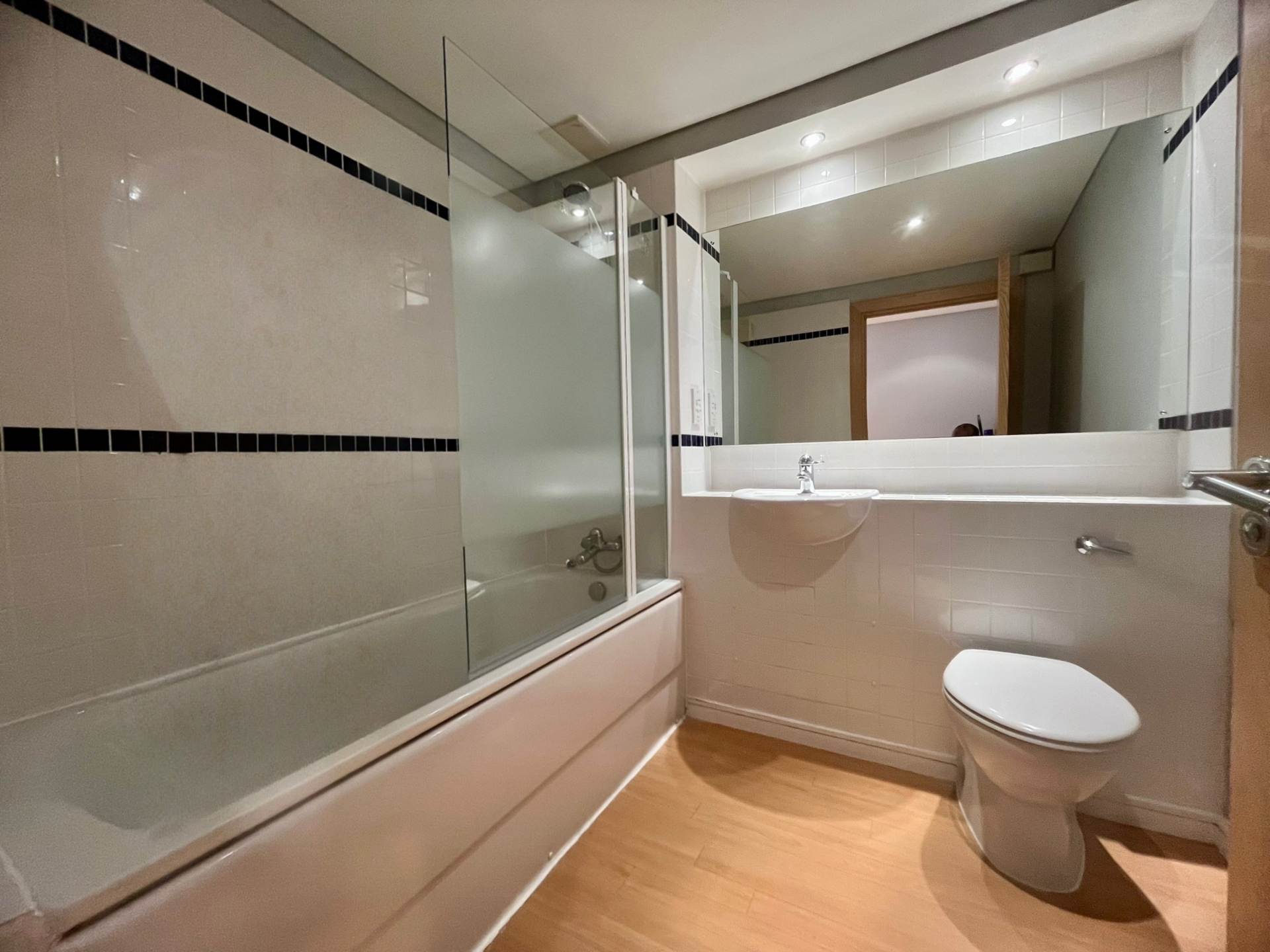 Three Bedroom Apartment at The Pinnacle, Bournemouth Town Centre, Image 10