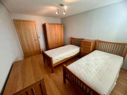 Three Bedroom Apartment at The Pinnacle, Bournemouth Town Centre, Image 11