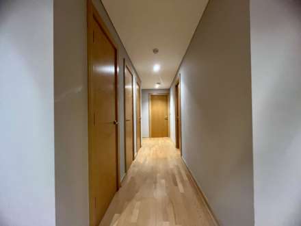 Three Bedroom Apartment at The Pinnacle, Bournemouth Town Centre, Image 12