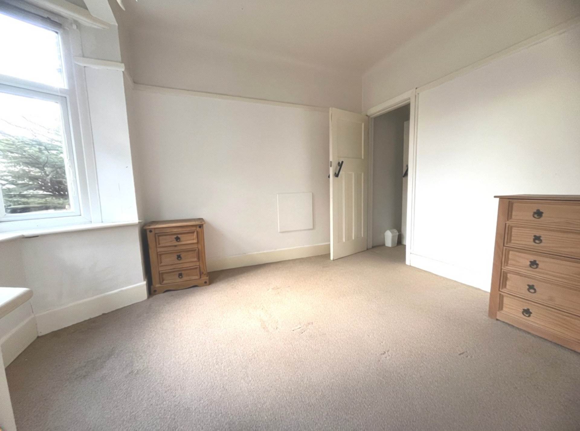 East Cliff, Bournemouth *Minutes from the Beach*, Image 6