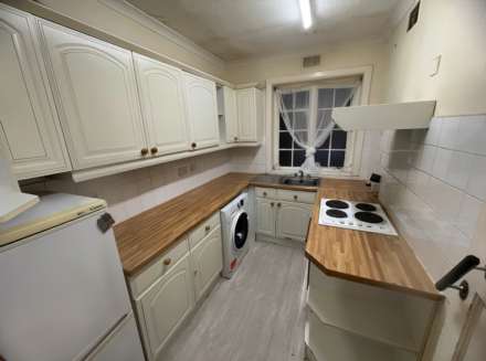 East Cliff, Bournemouth *Minutes from the Beach*, Image 4