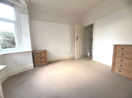 East Cliff, Bournemouth *Minutes from the Beach*, Image 6