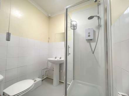 East Cliff, Bournemouth *Minutes from the Beach*, Image 9