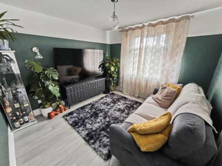 Ensbury Park * Garden Flat*, Image 15