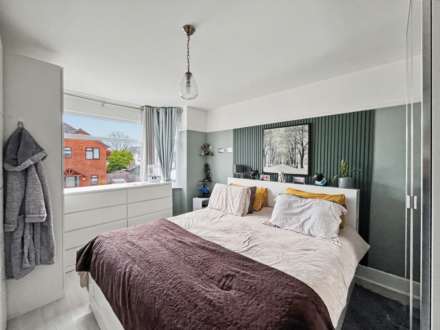 Ensbury Park * Garden Flat*, Image 4