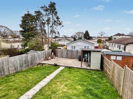 Ensbury Park * Garden Flat*, Image 9