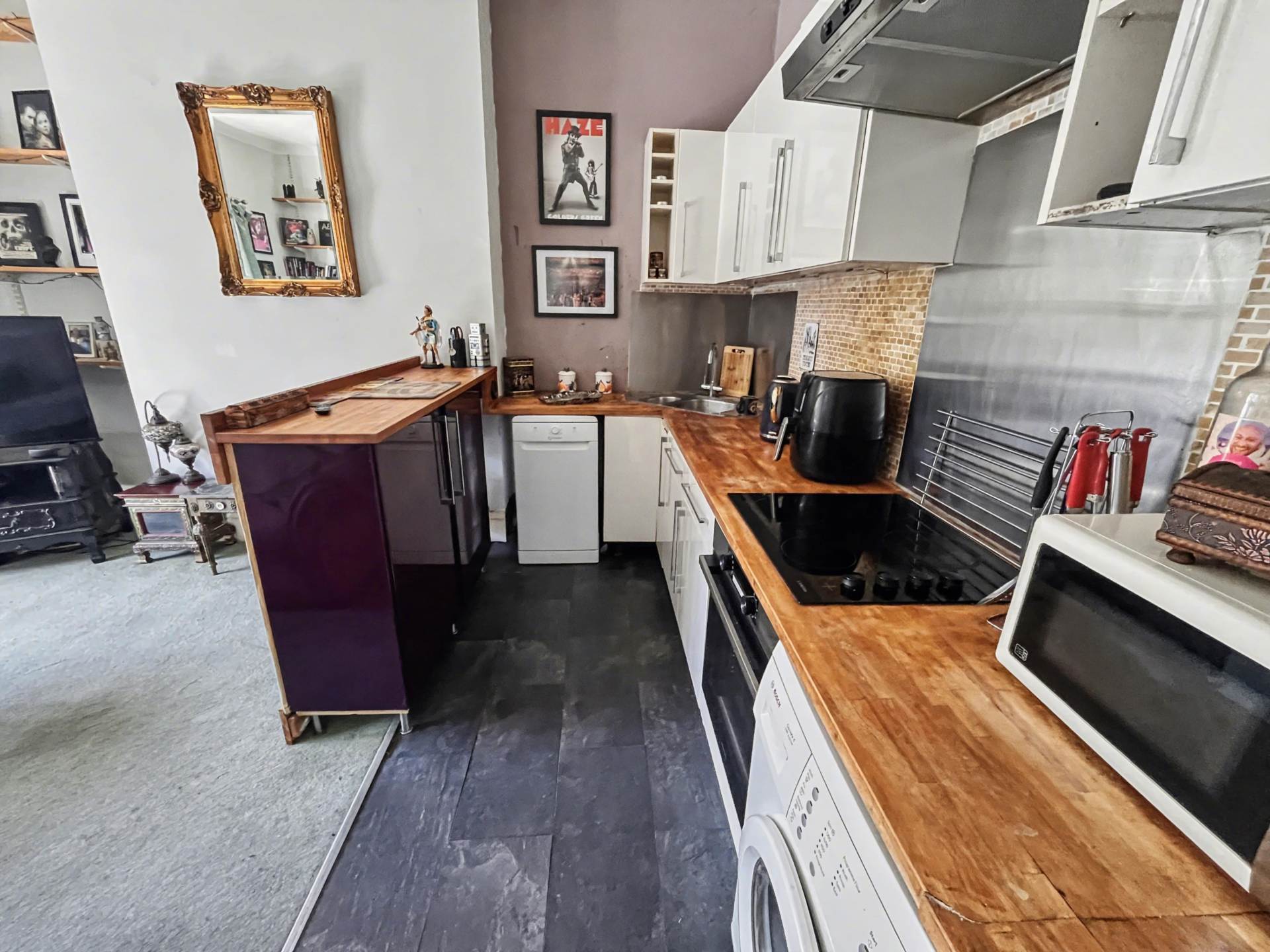 Boscombe Spa Village * Balcony Flat *, Image 4