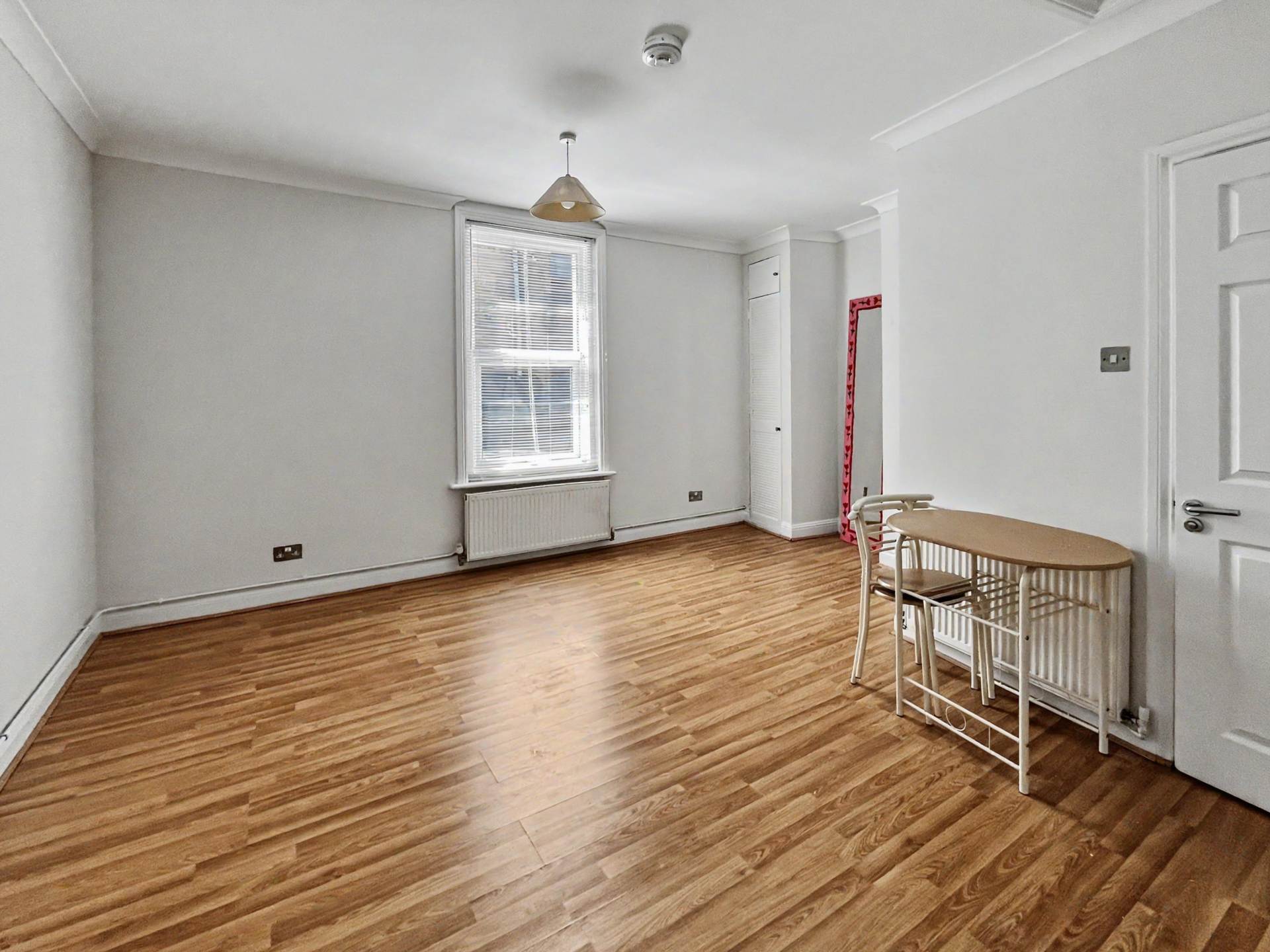 Eldon Place, Westbourne * Studio Apartment*, Image 4