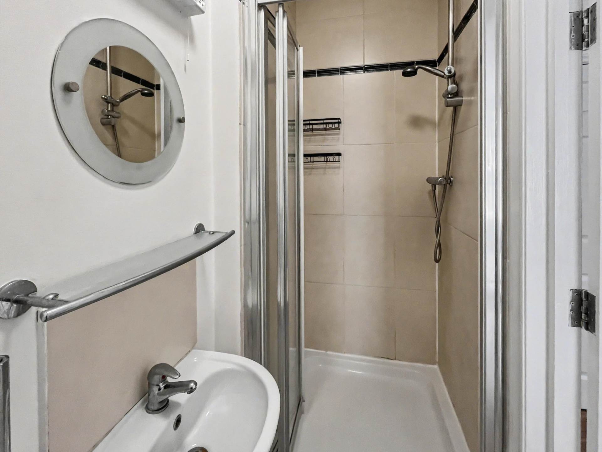 Eldon Place, Westbourne * Studio Apartment*, Image 6