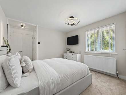 Tytherley Green, Throop, Close to Castlepoint, Image 17