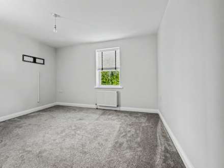 Central Bournemouth Flat, BH1, Image 2