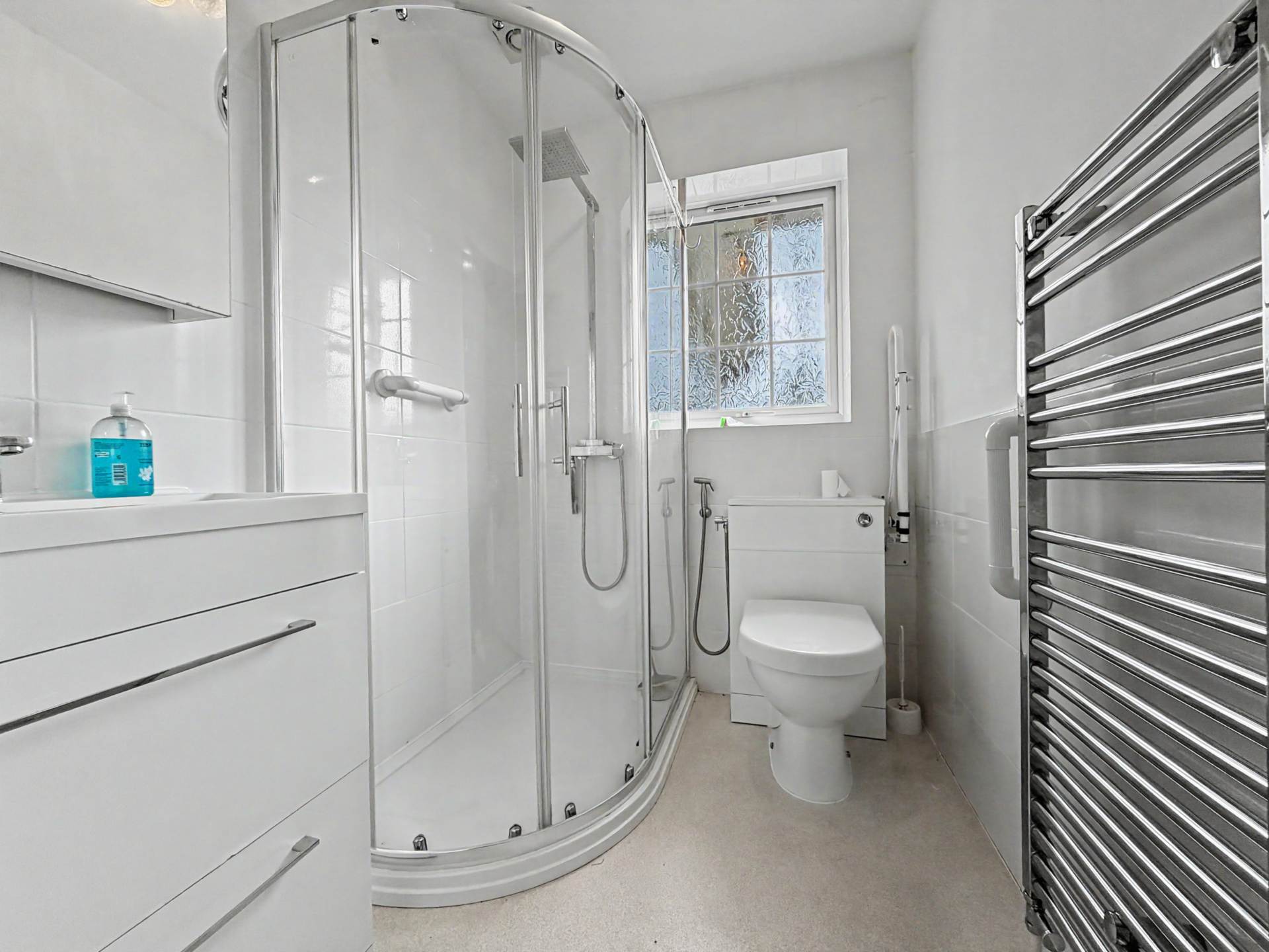 West Christchurch, Dorset * Bungalow *, Image 10