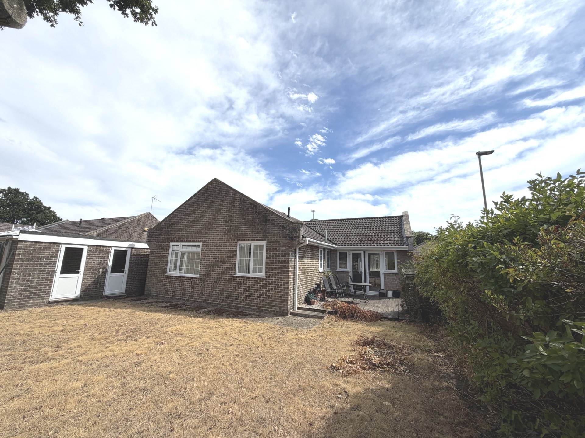 West Christchurch, Dorset * Bungalow *, Image 17