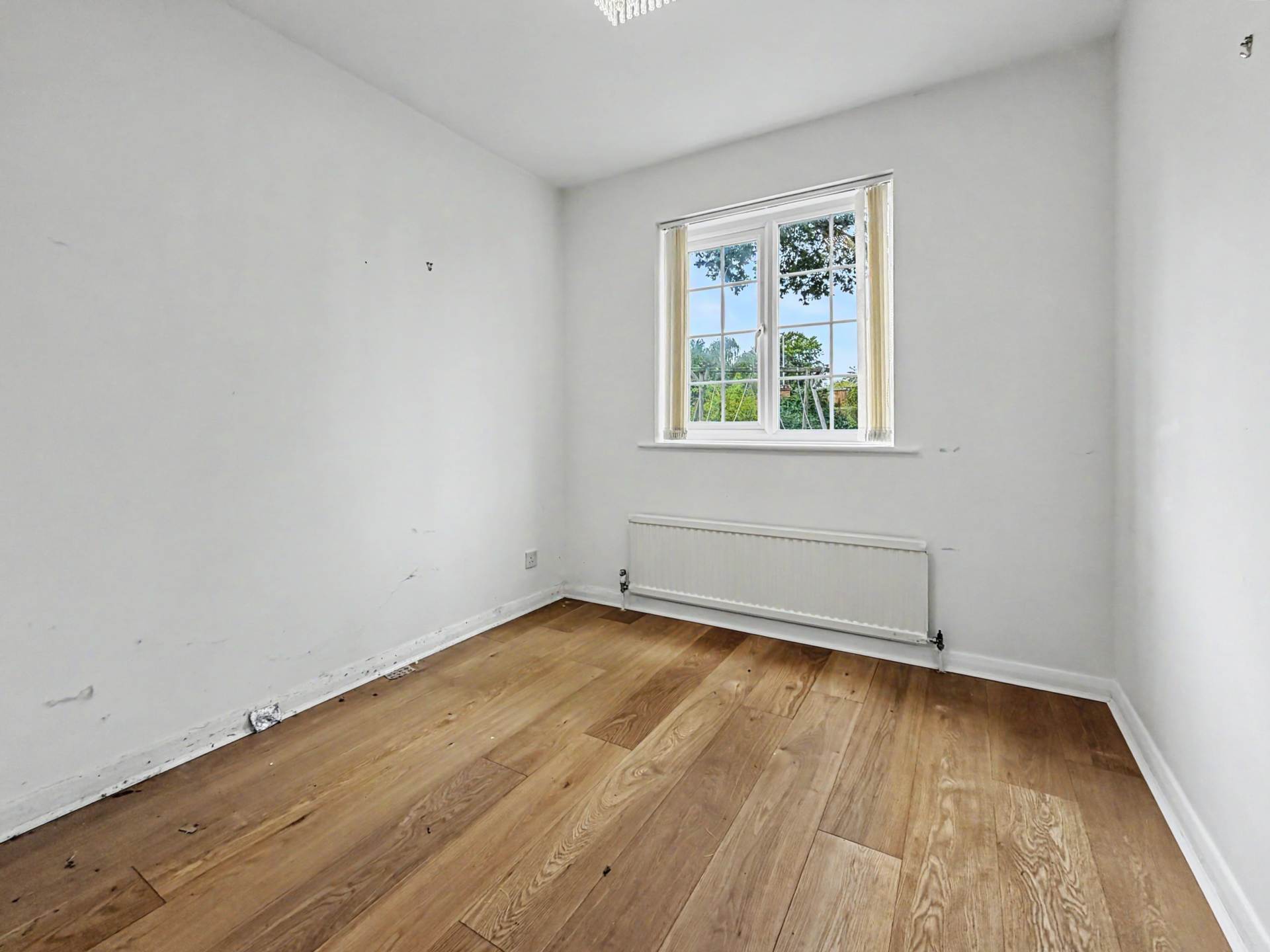West Christchurch, Dorset * Bungalow *, Image 7