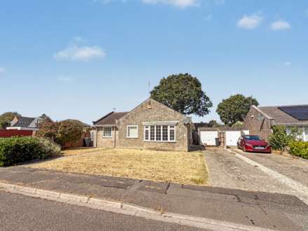West Christchurch, Dorset * Bungalow *, Image 19