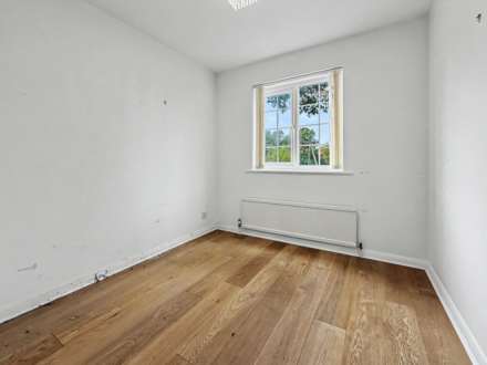 West Christchurch, Dorset * Bungalow *, Image 7