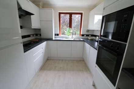 Please apply online for this property in Branksome Park, Poole BH13 6AP, Image 5