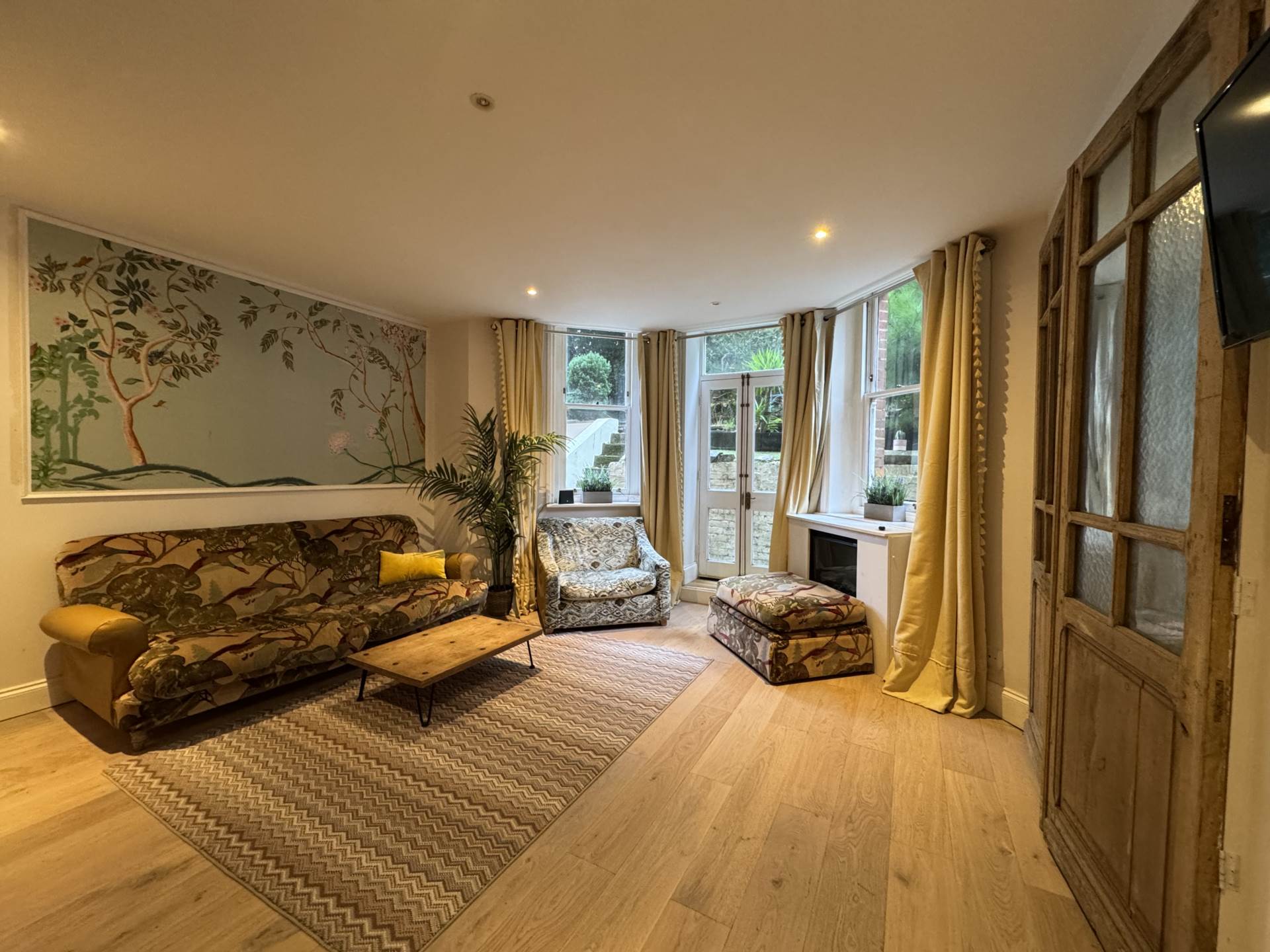 West Cliff with garden, Bournemouth, Image 4