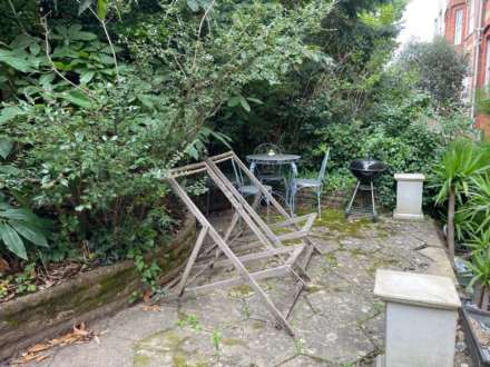 West Cliff with garden, Bournemouth, Image 11