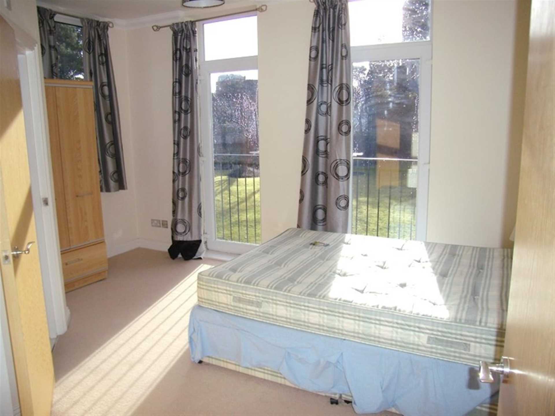 Knyveton Road, Bournemouth, Image 3