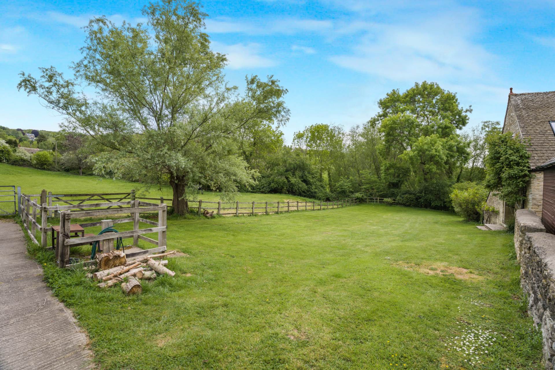 Woodmancote, Cheltenham, Gloucestershire, Image 36